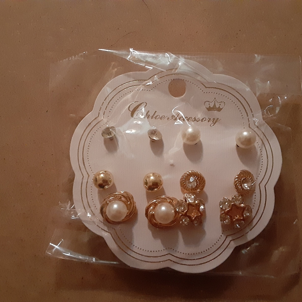 Chloe Accessory